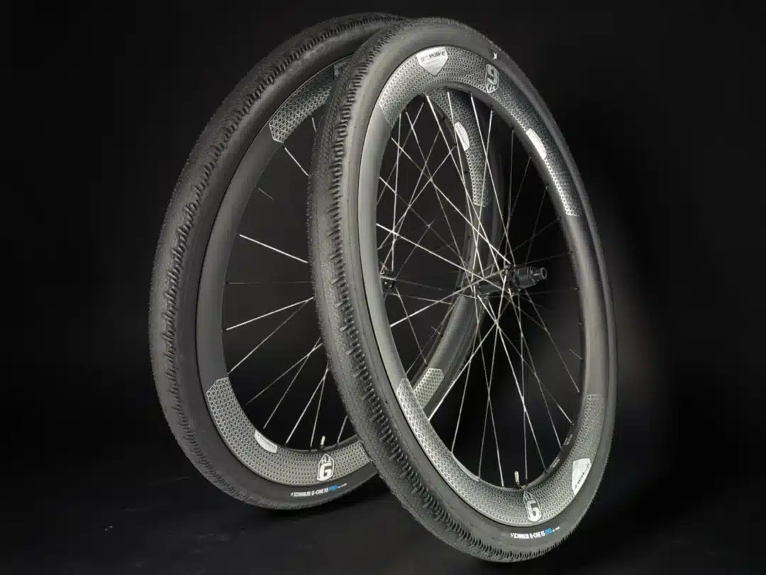 The SandStone SL32 LTD: DT Swiss 180 Ceramic